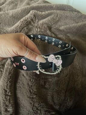 Hello Kitty Black and Pink Crystal Bow Studded Belt